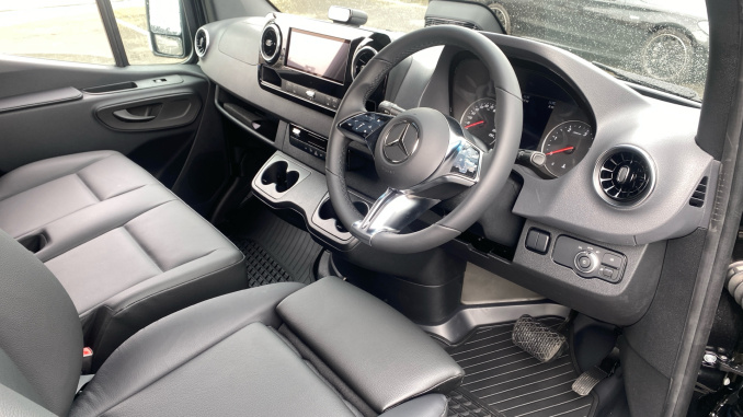 Mercedes-Benz Sprinter 317Cdi L3 Diesel Rwd 3.5t H2 Select Van 9G-Tronic - Image 21
